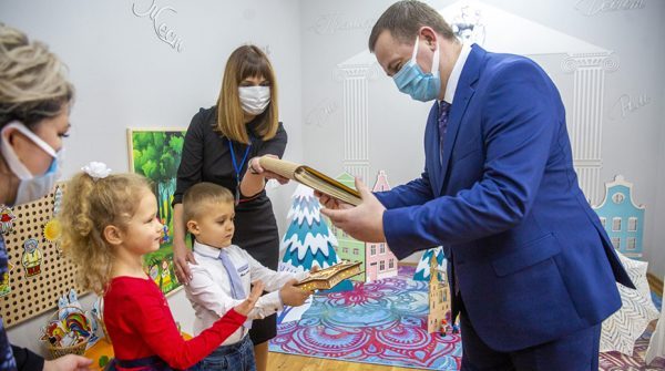 Новогодним подарком открылись новые объекты в Лиде, Болбасово и Минске